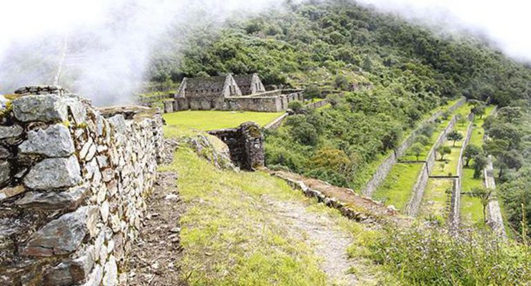 kuntur's andean adventur - Choquequirao Trek 4 Días - RUINAS3