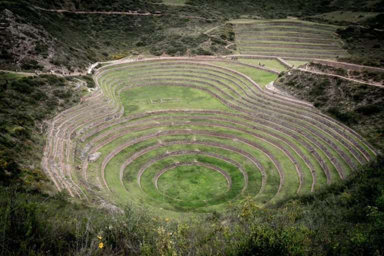 kuntur's andean adventur - Valle Sagrado de los Incas VIP - sitio arqueologico de maras