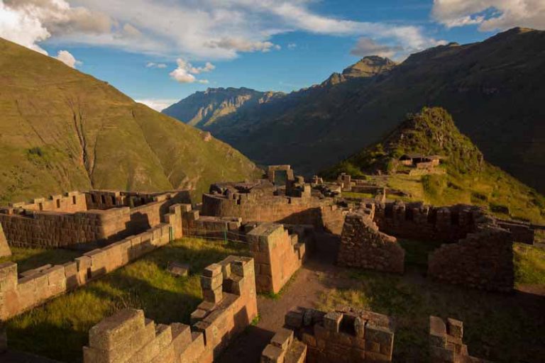 kuntur's andean adventur - Pisaq parque arqueológico
